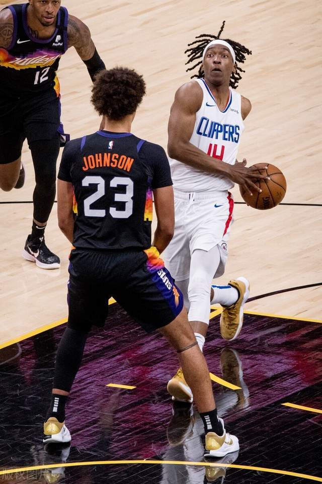 天津队翻盘青岛队，保罗刷新纪录