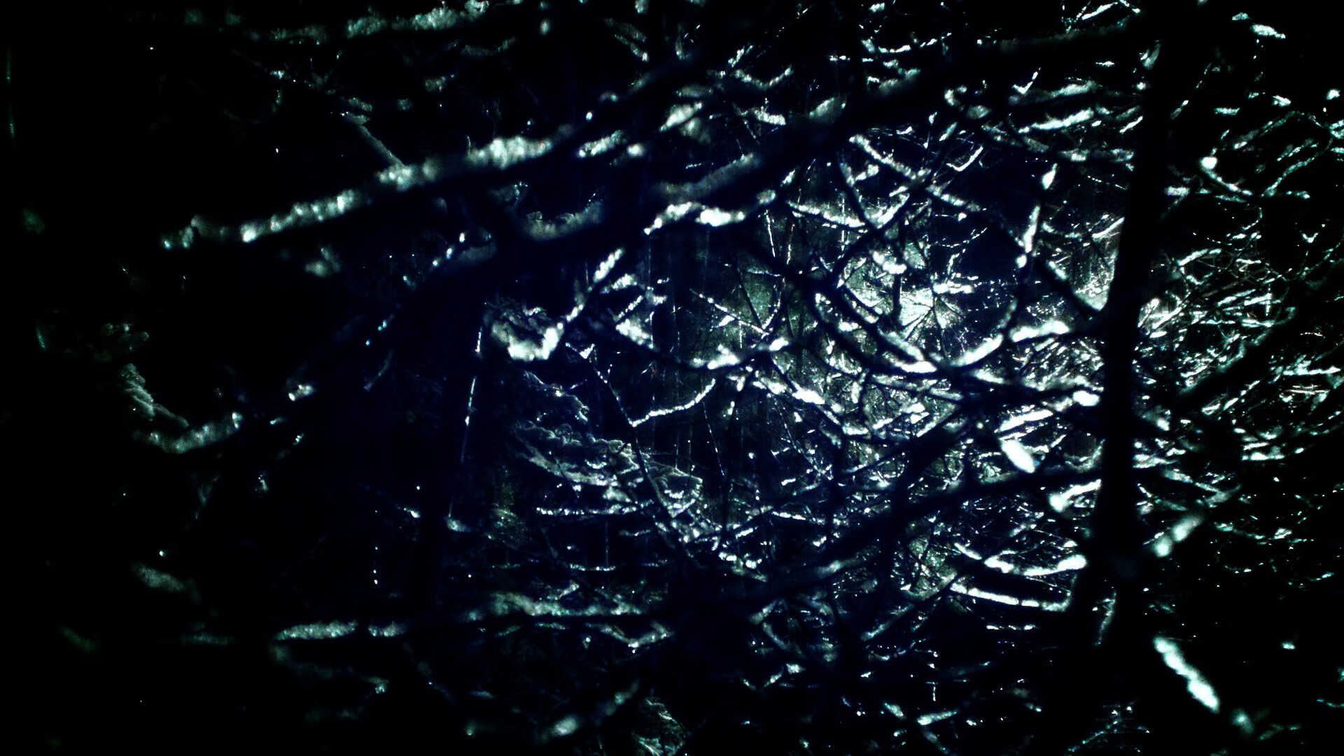 铁卫出鞘，欧冠半决赛之夜，阿拉巴的进攻狂想曲